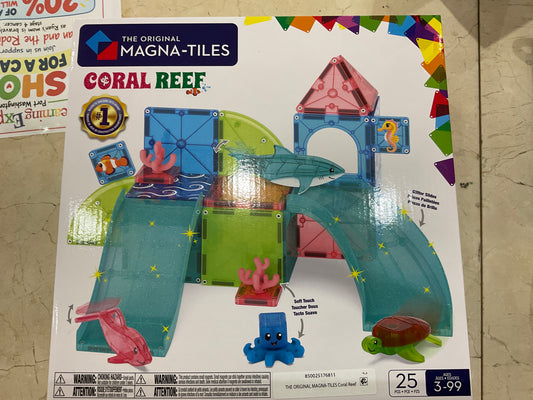 Magna-Tiles Coral Reef